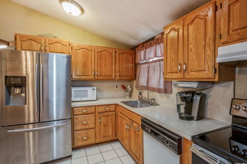 184 8th Ave, Holtsville NY  11742-2344 exterior