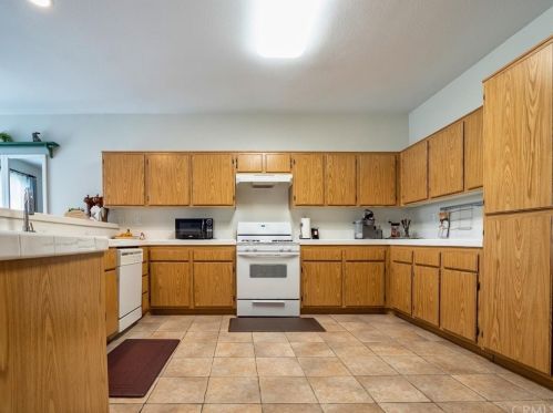 9729 Par Pl, Pico Rivera CA  90660-6407 exterior