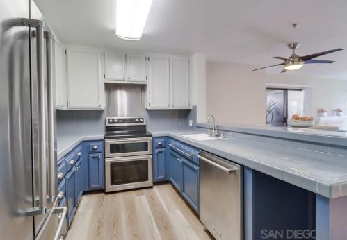 5665 Friars Rd, San Diego, CA 92110-2545