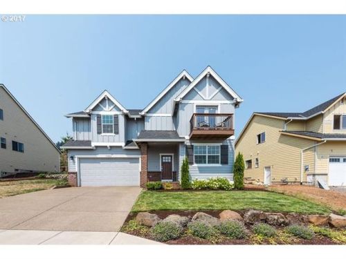 1050 1st St, Dundee, OR 97115-9835