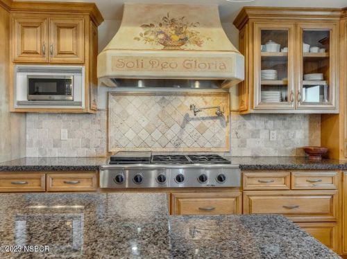 2114 Fallen Leaf Dr, Santa Maria CA  93455-5733 exterior