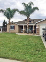 8200 Hawkeye Dr, Bakersfield, CA 93313-5425