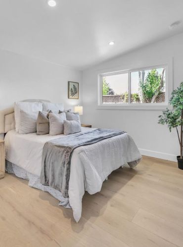 330 Anna Ave, Mountain View CA  94043-4104 exterior