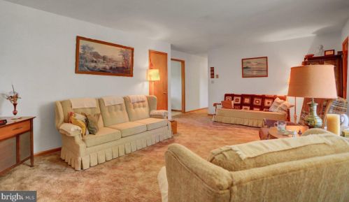 176 Williamson Ave, Upton, PA 17225-1423