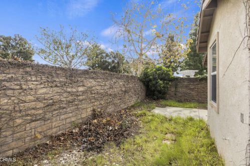 3870 Shakespeare Dr, Oxnard CA  93033-6868 exterior