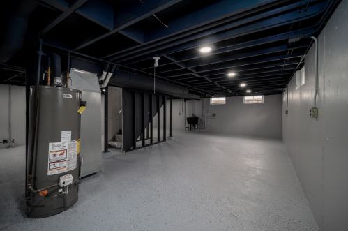 2026 84th St, Kenosha WI  53143-1619 exterior