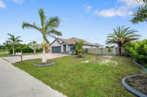 602 25th St, Cape Coral, FL 33914-7702