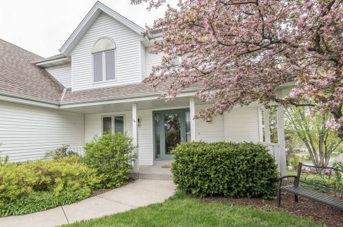 2323 Judith Ln, Waukesha, WI 53188-2020