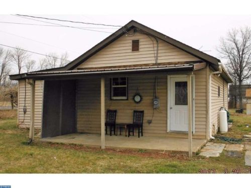 131 Merkey Dr, Schubert, PA 19507-9611
