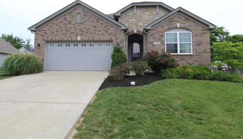 2118 Crossridge Dr, Stonelick, OH 45103-7124
