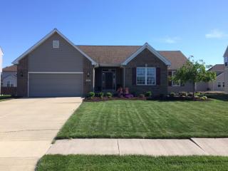 3933 Courtyard Dr, Lorain, OH 44053-4431