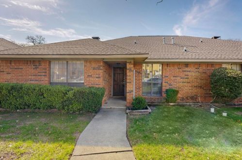 1904 Irving Heights Dr, Irving TX  75061-5153 exterior