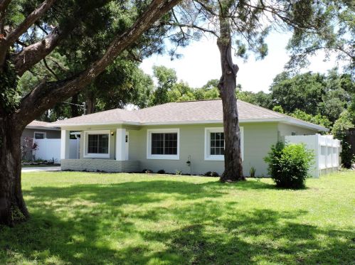305 Lakewood Dr, Orlando, FL 32803-6412