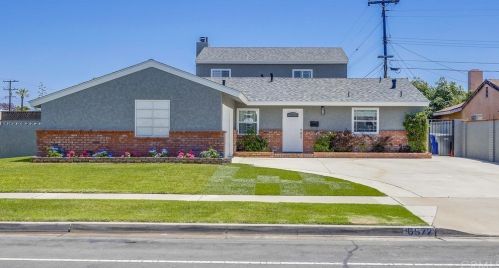 6572 Myra Ave, Buena Park, CA 90620-4515
