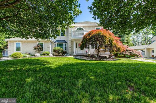 1800 Saxon Ln, Prospectville, PA 19002-3169