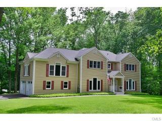 11 Titicus Ct, Ridgefield, CT 06877-2535