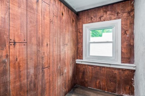 12 Icehouse Rd, Norwich CT  06351-3207 exterior