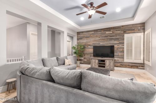 2111 Mead Dr, Gilbert AZ 85298-1215 exterior