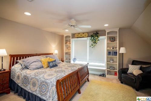 6 Cotswold Ln, Victoria TX  77904-1680 exterior