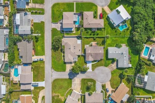 114 Imperial Hts Dr, Ormond Beach FL  32176-2348 exterior