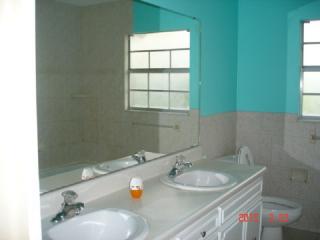 610 Sylvan Dr, Brandon, FL 33510-3536