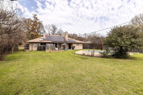 3621 Wayland Dr, Fort Worth TX  76133-3005 exterior