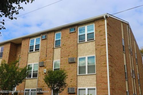 61 Pilgrim Pathway, Ocean Grove, NJ 07756-1378