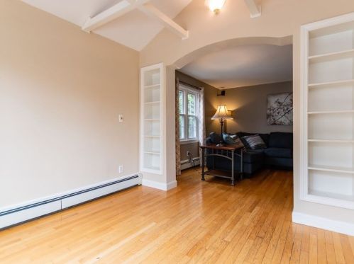 8 Odonnell Ave, Shrewsbury, MA 01545-2105