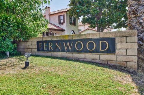 234 Fern Ave, Redlands CA  92373-6064 exterior