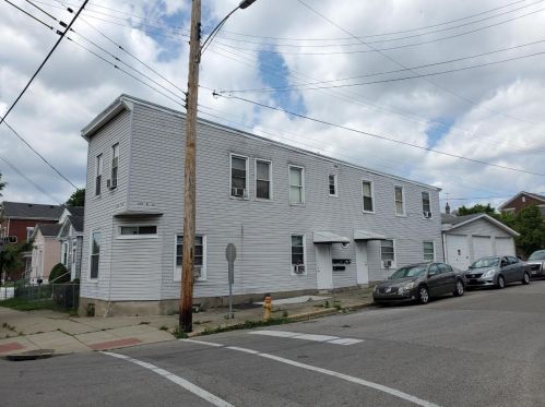 301 12th St, Newport, KY 41071-4751