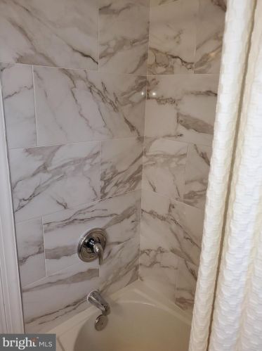 100 Echohill Ln, Willingboro NJ  08046-2206 exterior