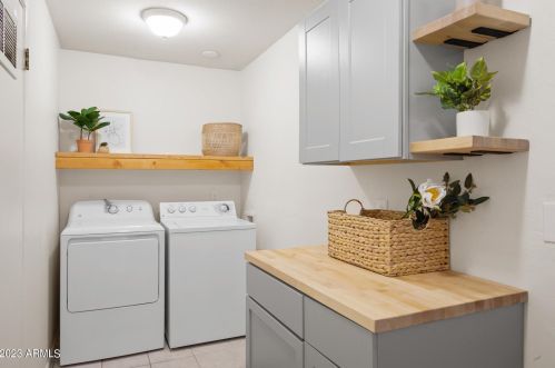 10824 12th St, Phoenix AZ  85020-1131 exterior