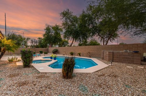 3890 Ashley Dr, Chandler AZ 85249-5261 exterior