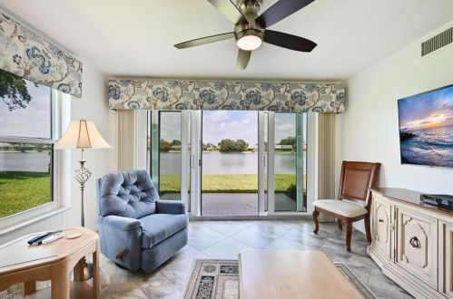 6650 Ilex Cir, Naples, FL 34109-6841