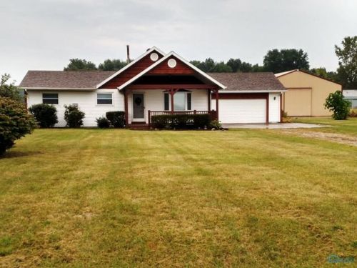 11415 Angola Rd, Swanton, OH 43558-9498