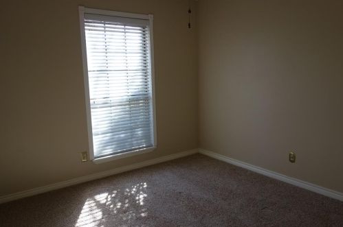 989 Downey Dr, Lewisville TX  75067-7435 exterior