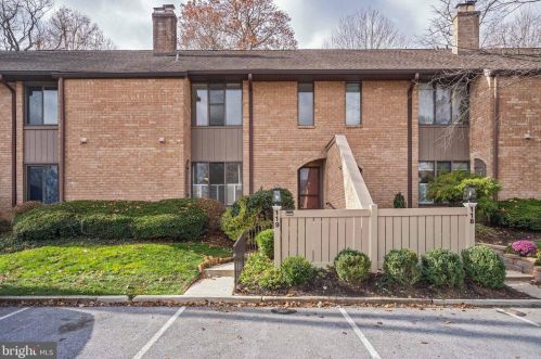 119 Woodgate Ln, Paoli, PA 19301-1429