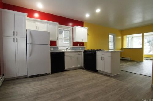 1420 Main St, Peekskill, NY 10566-3113