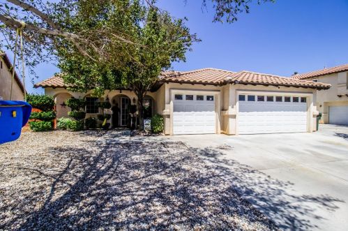 12680 Shorewood Way, Victorville, CA 92392-7932