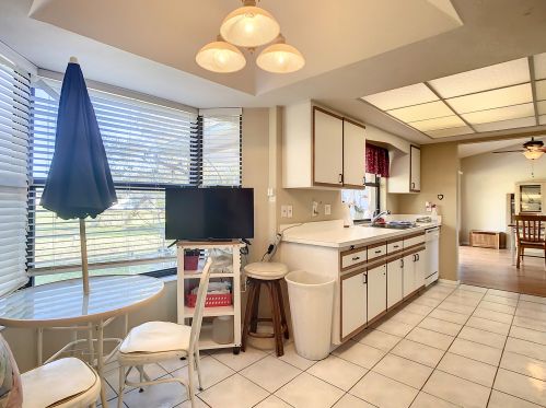 2115 Addison St, Fort Pierce FL 34984-4708 exterior