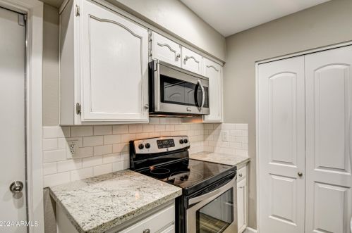 398 Leisure World, Mesa AZ  85206-3115 exterior