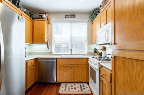 2813 Cyn Ave, San Diego CA 92123-5427 exterior