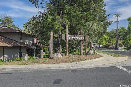 5473 Roundtree Pl, Concord CA  94521-7988 exterior