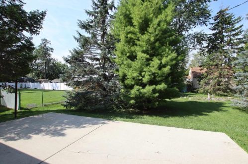 72 Sallie Ave, Fond Du Lac WI  54935-4651 exterior