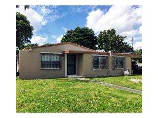 5998 14th Ct, Hialeah, FL 33012-6245
