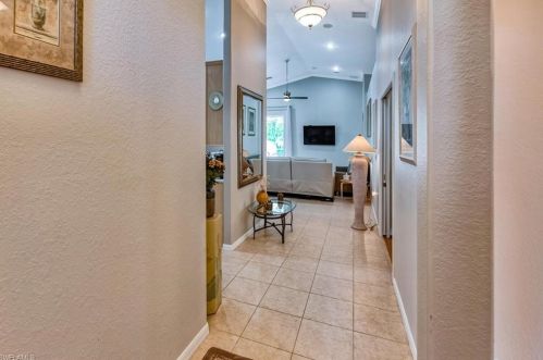 140 Glen Eagle Cir, Naples FL  34104-5713 exterior