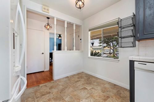 1006 Courtney Ave, Fullerton CA 92833-4461 exterior