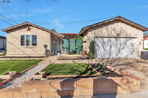 4604 Glacier Ave, San Diego, CA 92120-2515