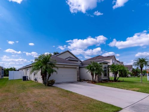 11540 Weston Course Loop, Riverview, FL 33579-4032