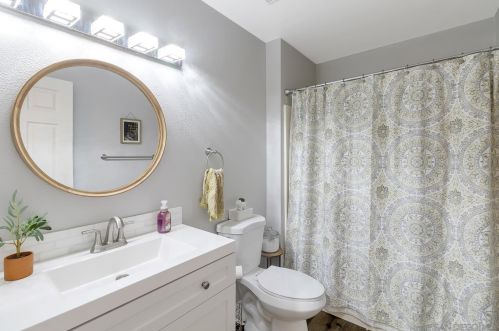 5364 Caminito Velasquez, San Diego CA  92124-1617 exterior